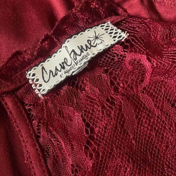 Crave Fame, Burgundy Lace, Ruffled Tank Top - Picture 6 of 12